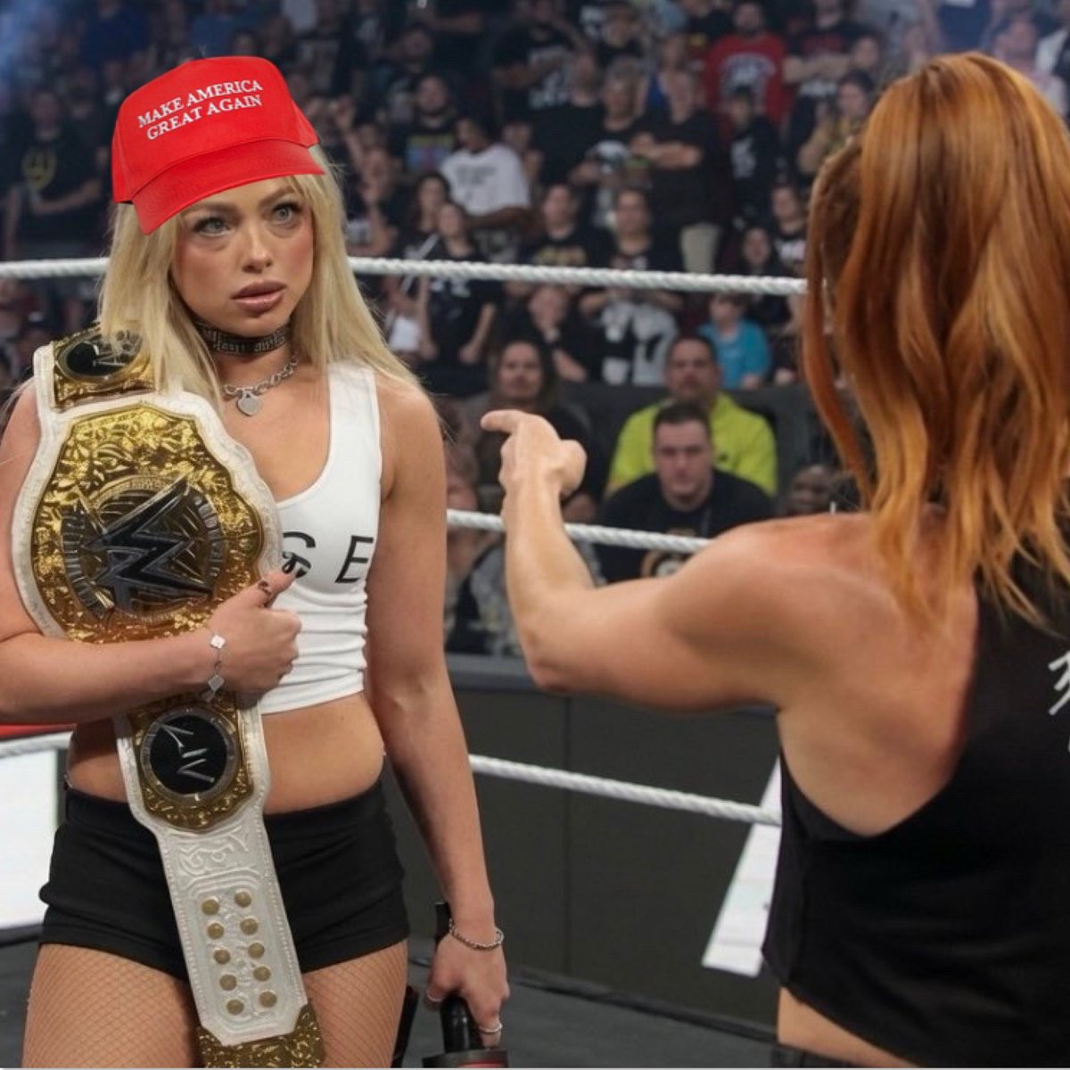 uselessloser_xo's tweet photo. “Go back to Hooters, bitch!” https://t.co/lxlbJFQcWX