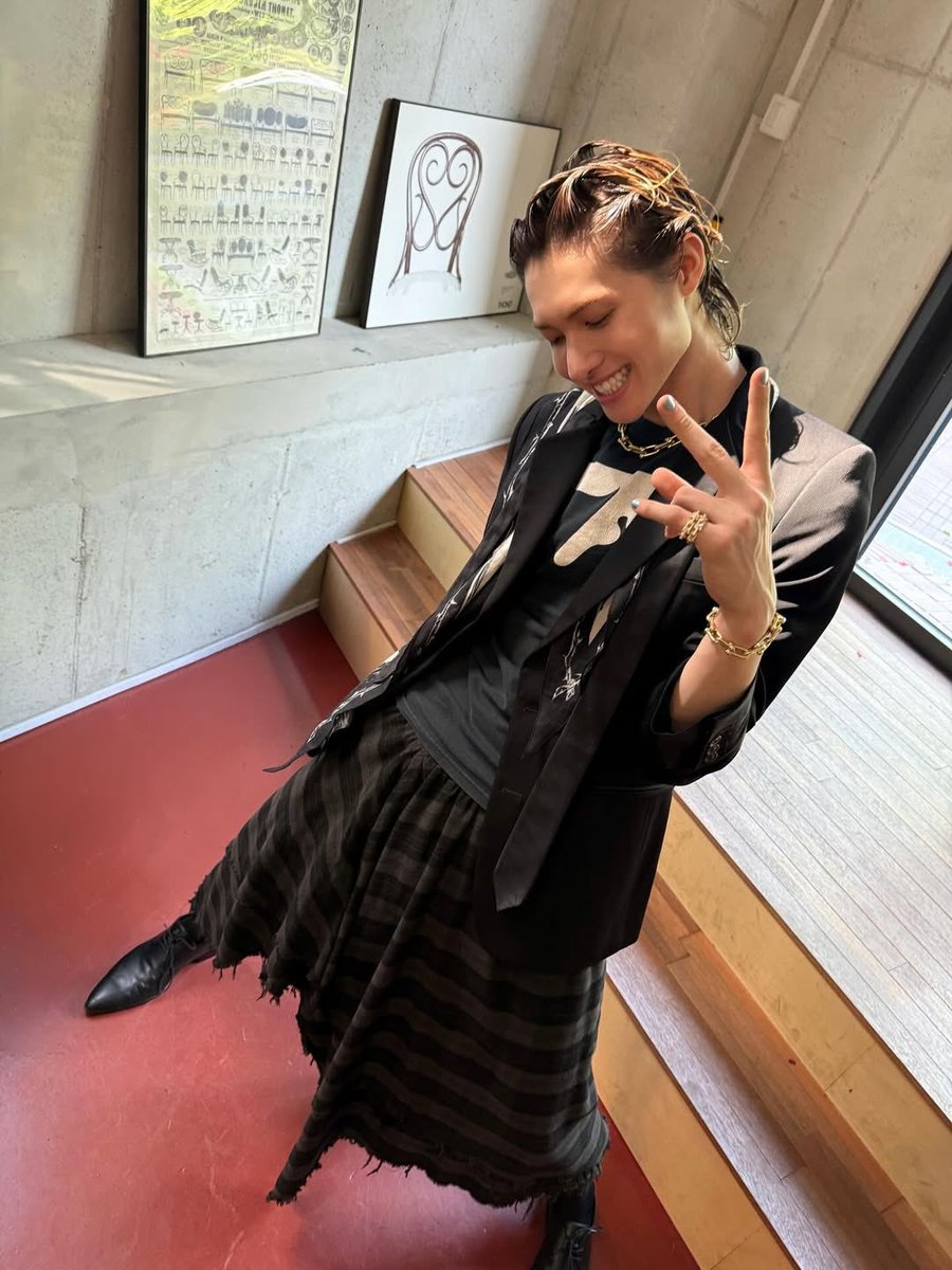 cortis_C00kie09's tweet photo. #MARTIN: "Just Wear whatever you want, wear kilt wear skirts I actually did wear it for magazine shoot" 

he confidently nailed it we stan cultured diva final boss even fragile masc scared of his presence https://t.co/vWIO6eV6aq