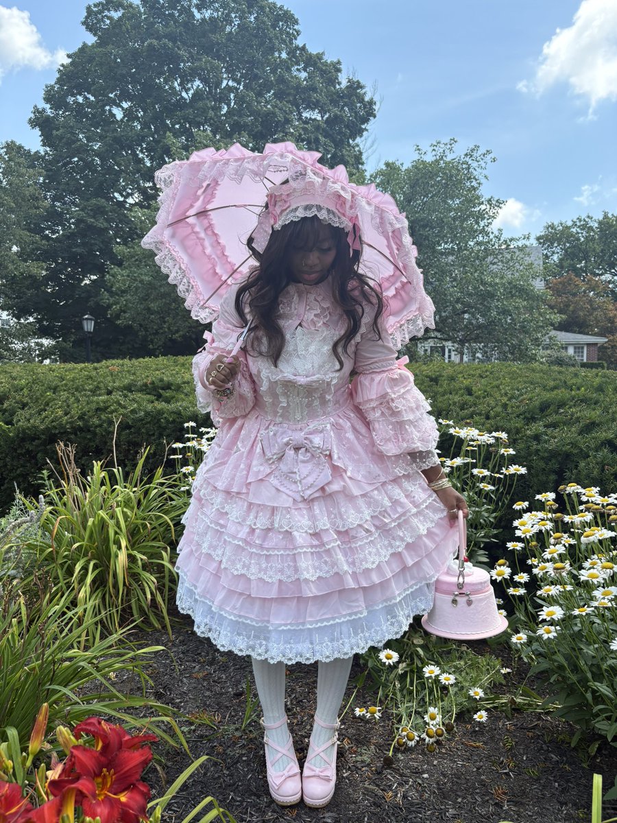 dolliestShai's tweet photo. I own 8 AP and 3 Baby pieces and this dress is still one of my most beautiful pieces. https://t.co/q7umhz1MX7