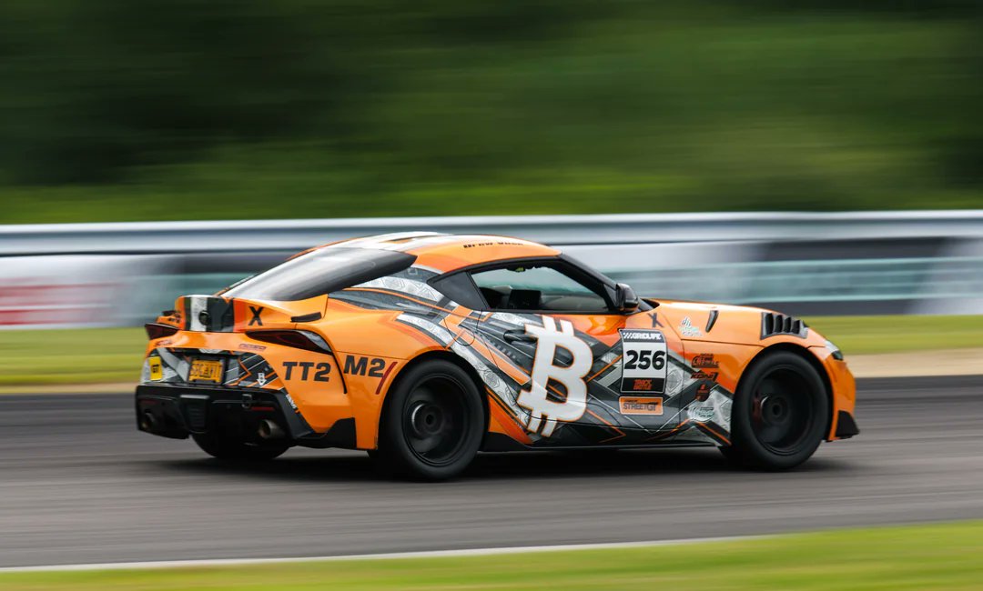 Cryptopumpzzzz's tweet photo. GET KASPA ON THE RALLY STAGE! 🏁
Triage has the car. The modifications are underway. Now we need the Kaspa community to help get it over the finish line and into the Portuguese Rally Championship wrapped in Kaspa! 🏎️💨

Everyone who helps make it happen can have their name displayed on the car — showing exactly who in the community helped put Kaspa on track.

Donations so far range from 10 KAS to 20,000 KAS. You don’t need to be a whale. If enough of us throw in a little KAS, we can make this happen.
We always talk about bursting out of the Kaspa bubble — this is an opportunity to actually do it. 👊

⏳ 14 DAYS LEFT
If the funding target isn’t reached, all funds are returned to the senders’ wallets.

🎙️ AND TONIGHT ON BLOCKCHAIN BANTER…
Triage joins us LIVE to talk about the rally project and answer any questions you may have about the car, funding or plans for the championship.
Come join the Banter and ask Triage yourself!

🔗 Stream link in the first comment.

Donate Here👇👇
https://t.co/1crHXyI5yi

🏁 KASPA ON TRACK — POWERED BY THE COMMUNITY. 💚
kaspa:native