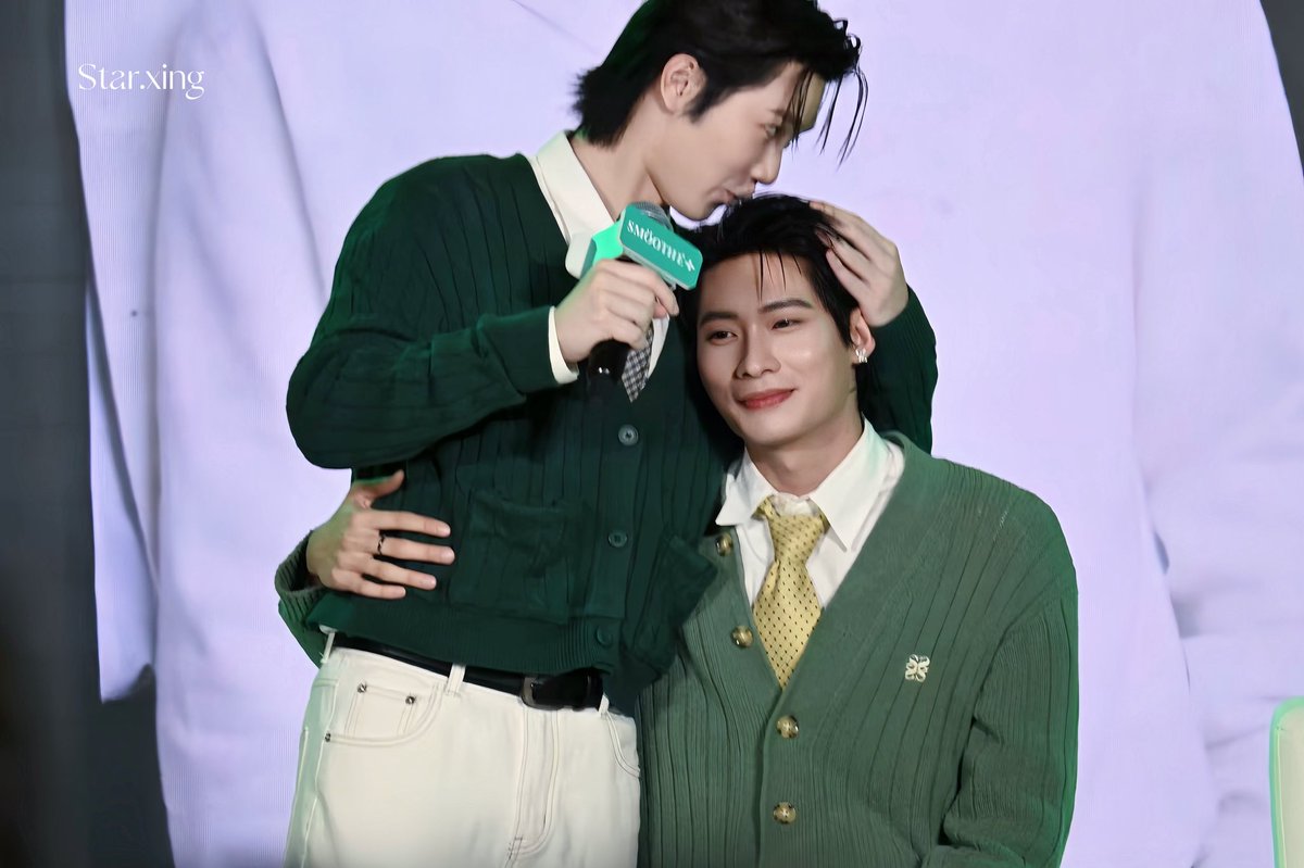 Xxstar_10x's tweet photo. 🪐👽🐷🐢

#SmoothExTutorYimNextGen
#TutorYim https://t.co/ojlBa29ueY