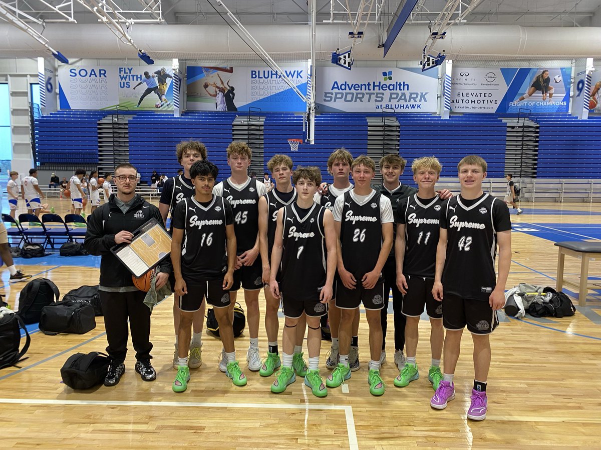 HartwigMicah's tweet photo. 15u Lincoln Supreme NATIONAL 2:

24-10 
14-6 in NXTPRO circuit
River Cities Champions
First team in program History to beat a pro16 team. 

Blessed to have coached and develop this great group of young men over the summer and excited for the future! https://t.co/nwxBgiCC0u