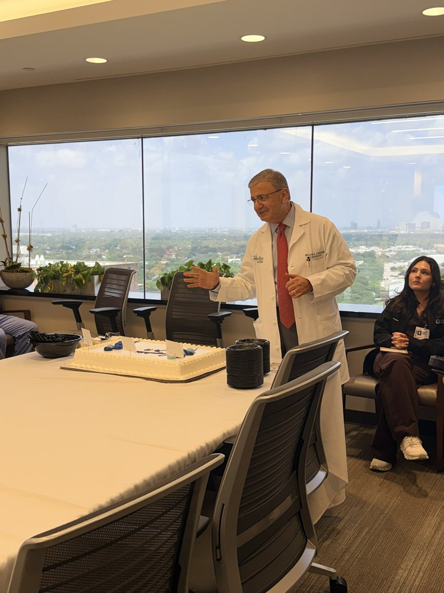 DrMarthaGulati's tweet photo. Celebration of breaking the Top 10 today @HMethodistCV  #teamwork
@valeriaduarteMD @NadeenFaza @khurramn1 @SachinGoelMD @kershawpatel @CindyMMartinMD https://t.co/XyeBOatq0Y