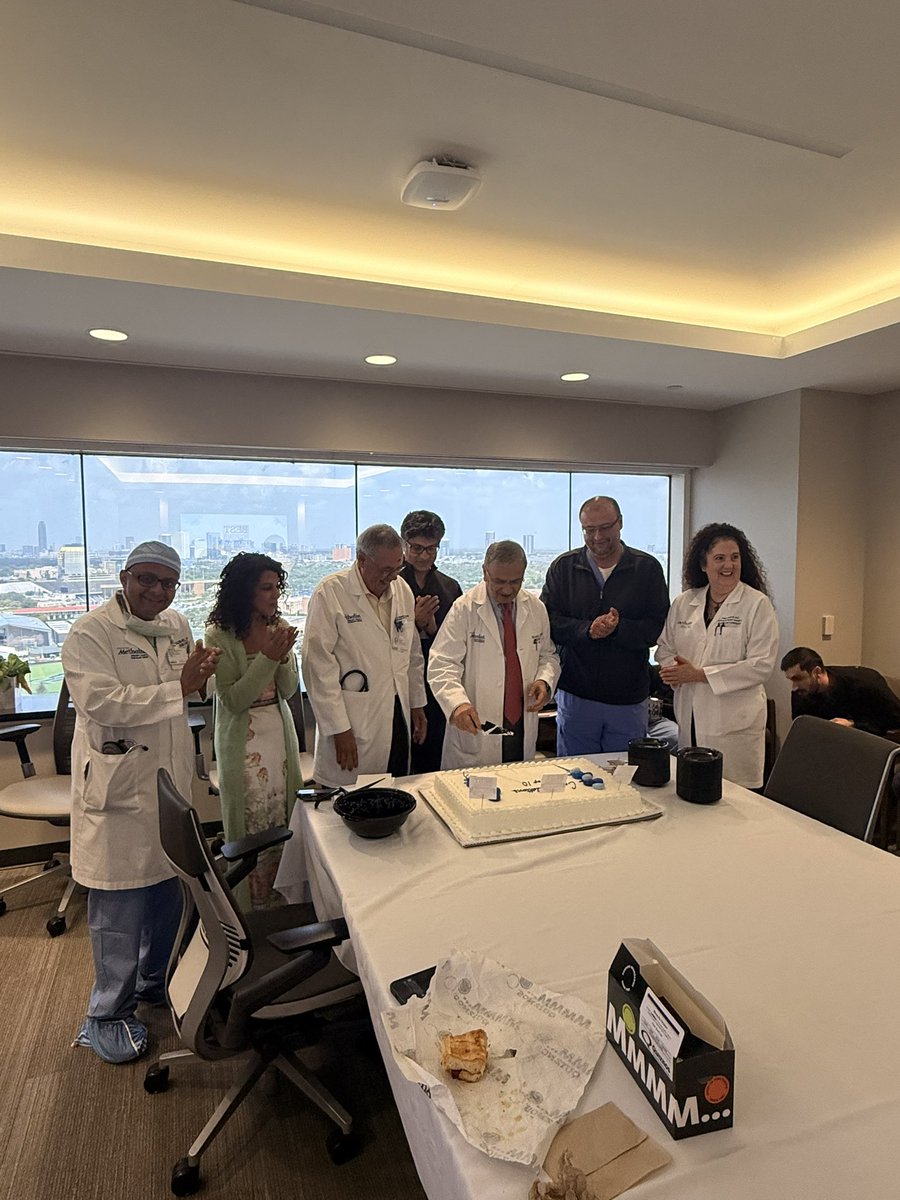 DrMarthaGulati's tweet photo. Celebration of breaking the Top 10 today @HMethodistCV  #teamwork
@valeriaduarteMD @NadeenFaza @khurramn1 @SachinGoelMD @kershawpatel @CindyMMartinMD https://t.co/XyeBOatq0Y