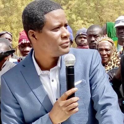 nandi_info's tweet photo. Cour suprême : le pourvoi en cassation de Clément Mamadou Dembélé rejeté
La chambre criminelle de la Cour suprême a déclaré irrecevable le pourvoi en cassation introduit par Clément Mamadou Dembélé, en raison du non-paiement de la consignation prévue par l https://t.co/izqevQzn8T https://t.co/W08AoPzoLr