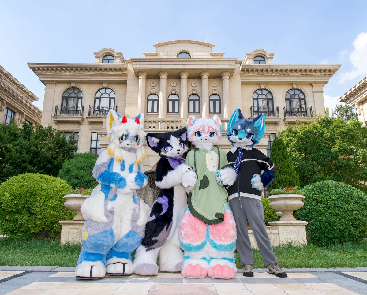 YANT0104's tweet photo. #Fursuit 
第二屆鹽不甜小聚結束啦！
期待與你們再次相遇！🌟
毛毛：書生、鹽不甜、凌霜、兮雲
📷：@leibusi8 
～～～～～～～～～～～～～～～～
#Furry #福瑞 #Fursuiteveryday #fursuitevery #fursuit兽装 https://t.co/aRSKvo4Nil