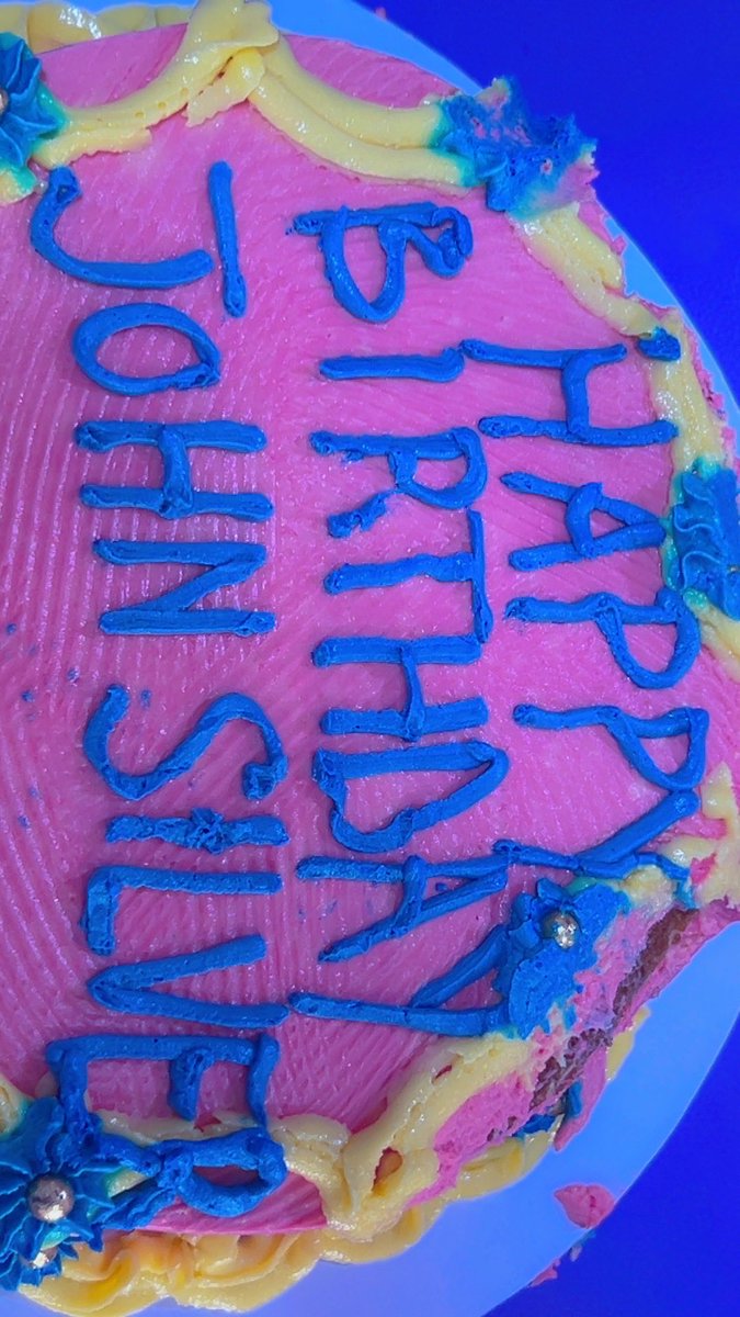JohnSilverpro's tweet photo. It’s my birthday guys ❤️❤️❤️🎶🎶🎶❤️🎶🎶❤️🎶🎶❤️🎶🎶❤️🎶❤️ https://t.co/9aHtsTcnAD