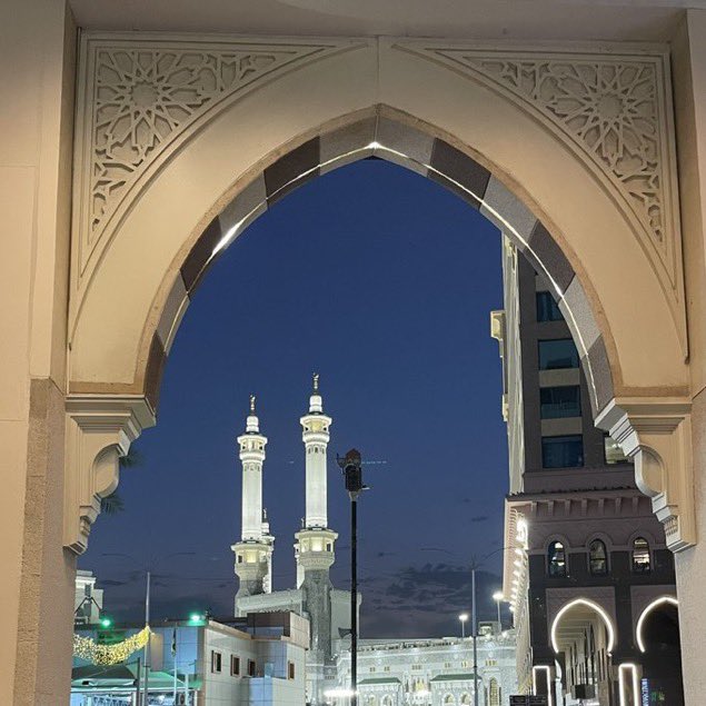 HolyMakkah01's tweet photo. SUN RISING IN HARAM 💜 https://t.co/ZfoOYYAVCL