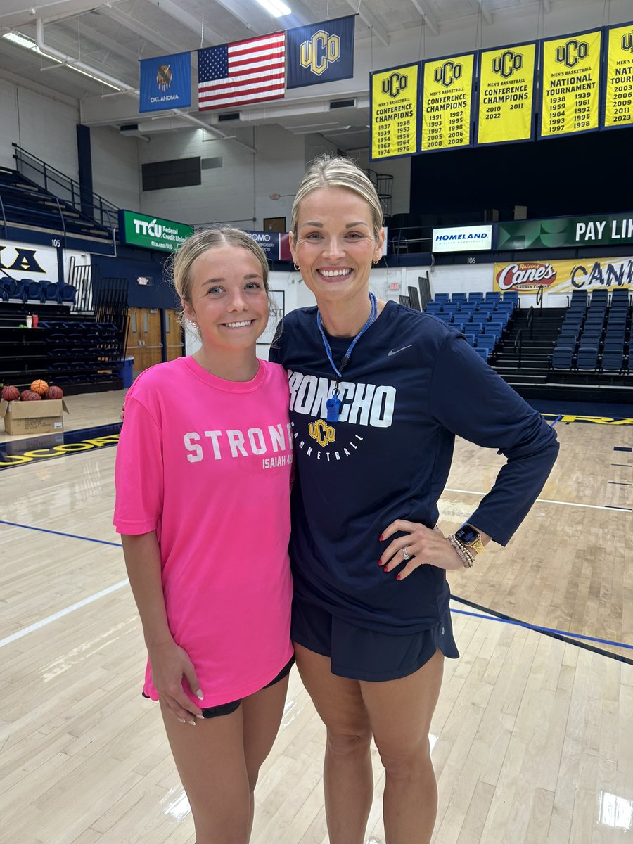 landritomp's tweet photo. UCO Camp
Such a good experience with great coaching staff! @hanamoeller https://t.co/qRxO5ulGwB