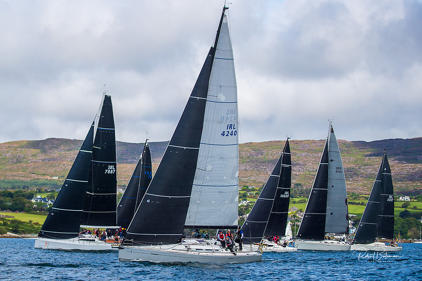 AfloatMagazine's tweet photo. Building Breeze Shapes Calves Week Opening Day Racing https://t.co/I46Kj4y4iQ #CalvesWeek #Schull #Racing #Sailing #NorthWesterlyBreeze https://t.co/oH2RTV6Nz7