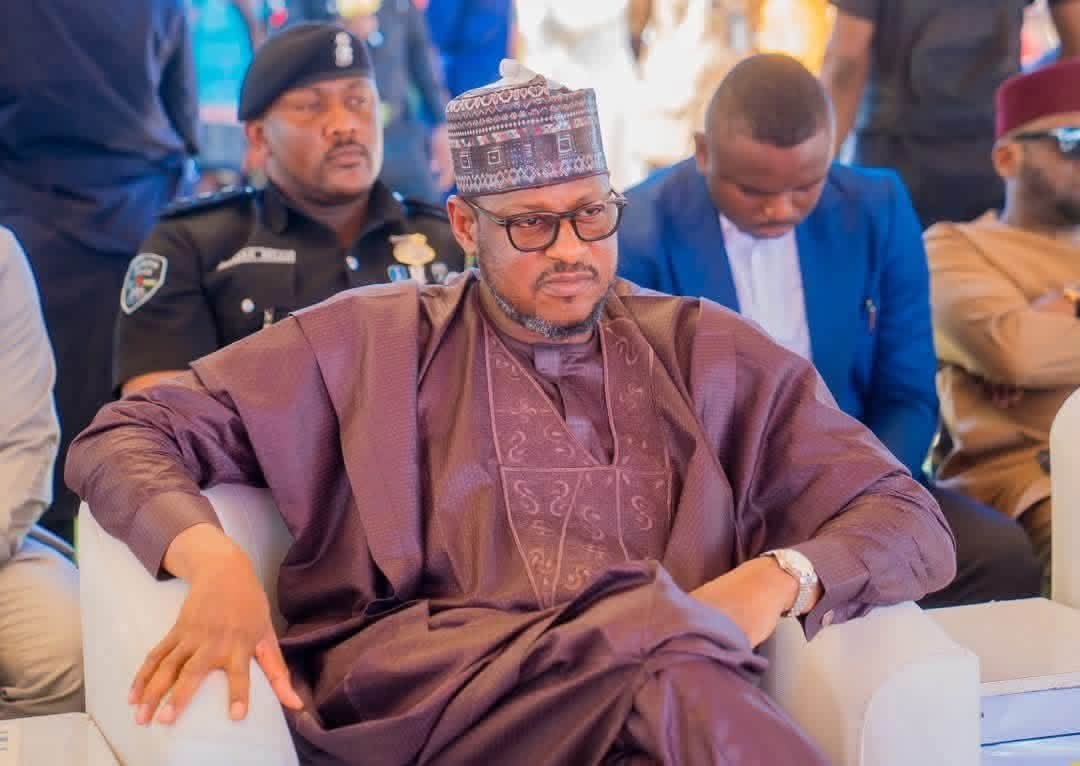 alyasaudaura's tweet photo. PHOTOSPLASH

Official Groundbreaking Ceremony for the Construction and Dualisation of Mashi Township Road  performed this afternoon by His Excellency Governor Dikko Umaru Radda,PhD CON.

#urbanrenewal
#dikkoraddaisworking
#fallebiyuce
#mediadirectorate https://t.co/8ztVeVkVtx