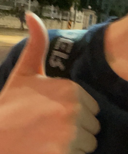 m54jx's tweet photo. 주인님이 노브라로 나가라고 하셔서
친구들 만나서 러닝하는데 노브라로 나갔어요😖😖 https://t.co/3WkFesv2U4