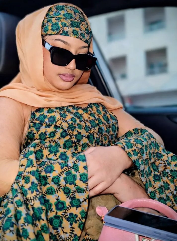 Maryam_Osman_'s tweet photo. I need a poor boyfriend any One?💔 https://t.co/C5x39uAcu2