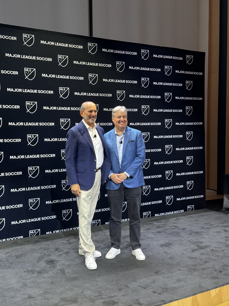 FavianRenkel's tweet photo. Predictions on what Larry Berg will work on as MLS Commissioner after his introductory Press Conference:

1. Divisions 
2. No Pro/Rel
3. Loosening Roster Restrictions as much as possible before the new Media Rights deal in 2029

📸 @KickbaseFantasy 

#MLS https://t.co/hqEMDSIcRu
