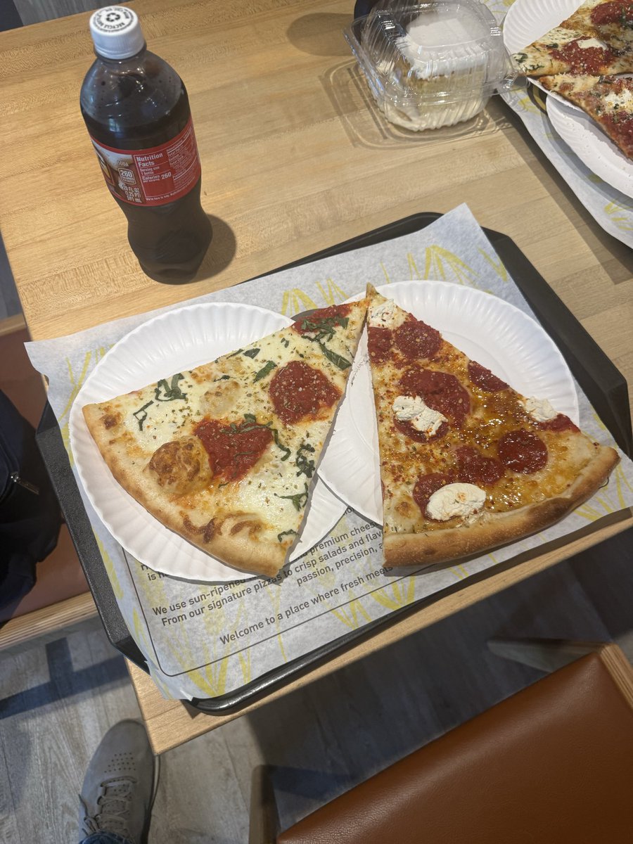 SkerninSD's tweet photo. Damn right I’m getting pizza before I leave NY https://t.co/xGUuW8coMQ