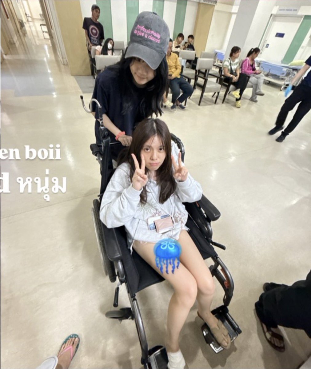 freewifi300's tweet photo. รุปนี้นรมากอะ🫳🏻😭 https://t.co/lF1qvFNKTG
