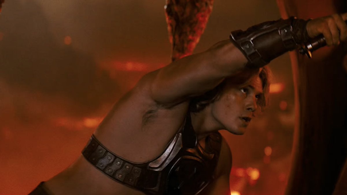 nickyn0mates's tweet photo. putting these shots in the middle of fight scenes told me everything i needed to know about this movie https://t.co/16AynClE6W