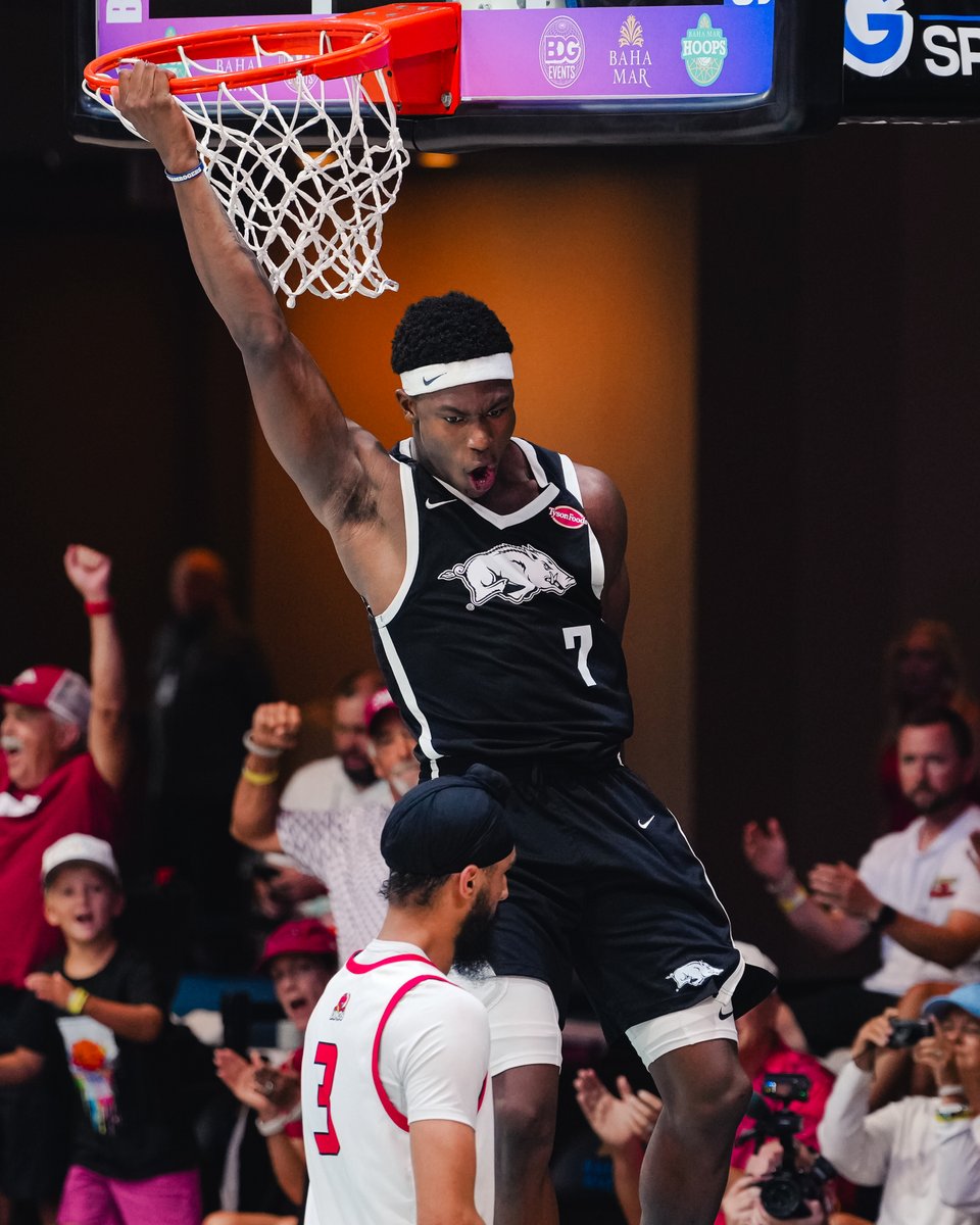 RazorbackMBB's tweet photo. Heading home with four wins 🐗

FINAL: Arkansas 105, Calgary 48 https://t.co/9A8jTtkDUc