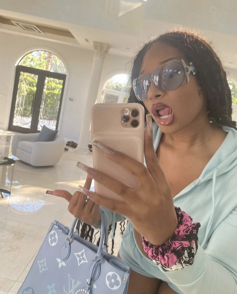 Kstheeittgirl's tweet photo. Megan Thee Stallion || 2022 https://t.co/INdZxlXbqu