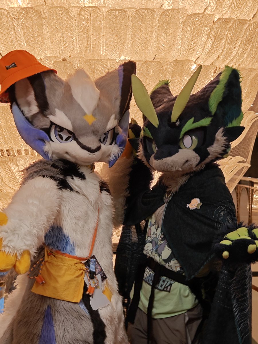 Noiz_SE's tweet photo. #FursuitFriday #FursuitEveryday
♪ Welcome to 僕らのセカイ ♪ 
♪ 君といっしょだったら So happy ♪  

📷@yeKevin15 https://t.co/Ue1ttjO36E