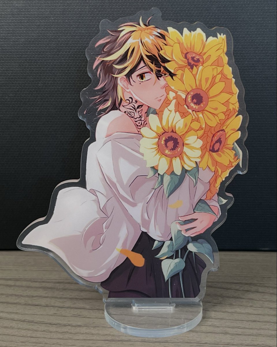 Myllhidraws's tweet photo. 🛍️  My shop is now OPEN (link 🔽)
🌍  International shipping (including USA)
📦  In stock + Bstock + Pre-Orders (til Aug 15 • 5PM UTC+2)
✨  Prints • Stickers • Acrylic Goods • NSFW
💕  Patreon members get 15% OFF + exclusive content

Thank you for supporting my art 🫶🏻 https://t.co/A9eoJWnYIx