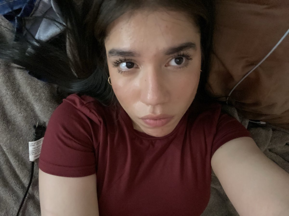 liannvlr's tweet photo. Messy bed https://t.co/eVvHQ1NAYL