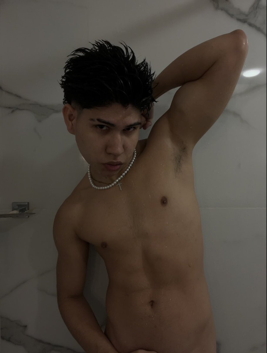 manuel_garccy's tweet photo. 😈 https://t.co/OarErPav6L