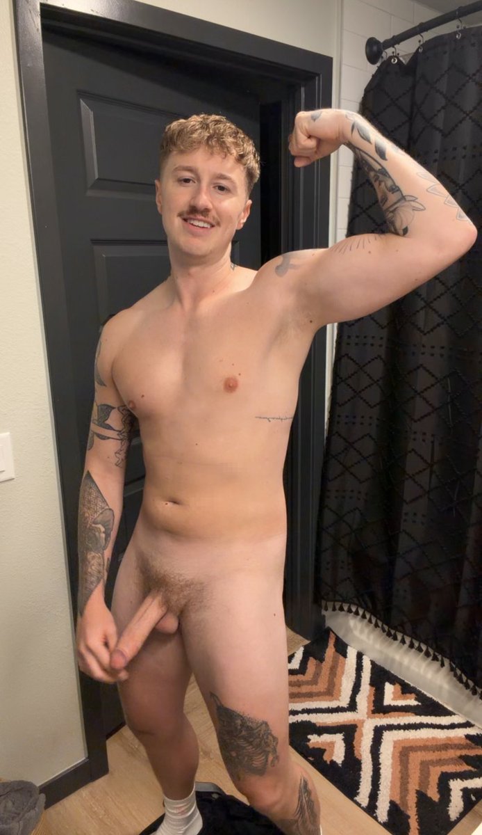 cocodyxxx's tweet photo. On or off? https://t.co/EeDzaAIw85
