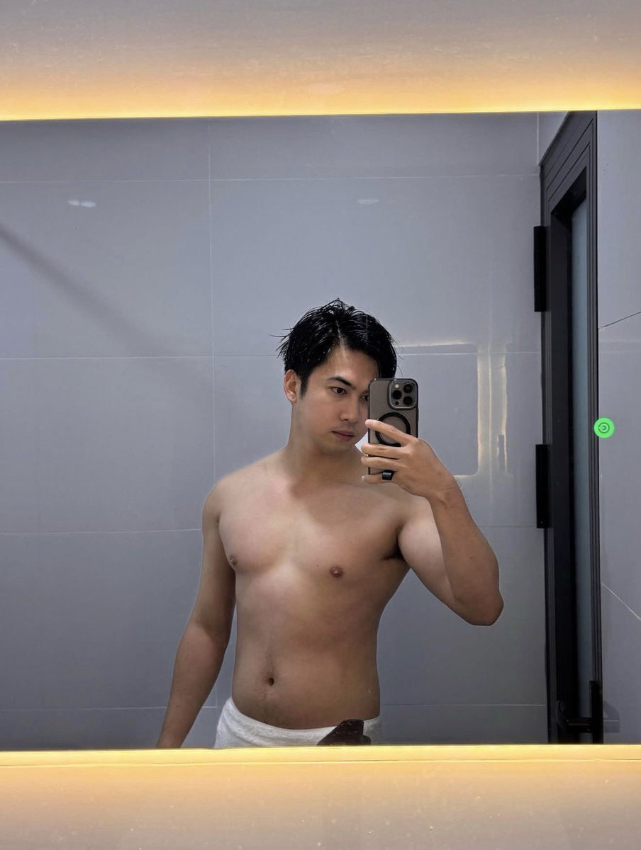 illegalandre's tweet photo. A_vai_l pijat  24 jam ya   #pijatpriajember
 #Gayjember
#pijatjember https://t.co/WXwnG1KEAp
