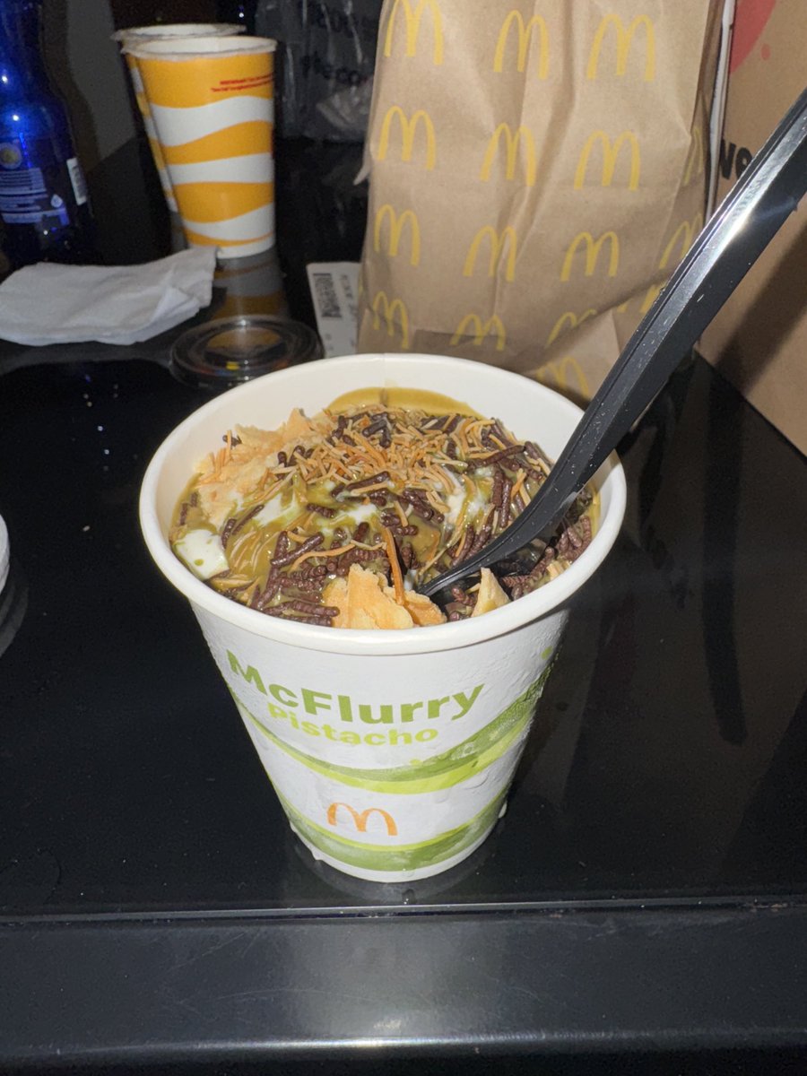 salarpower's tweet photo. This Dubai chocolate McFlurry was smackin in Ecuador https://t.co/JGp0EpoXNP