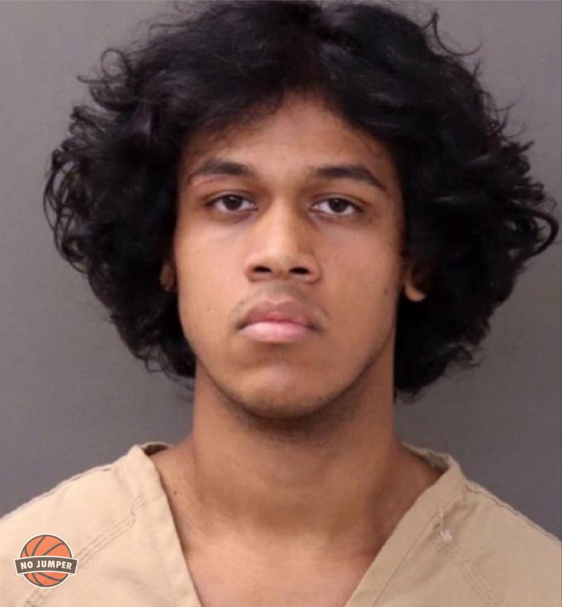 nojumper's tweet photo. An Ohio dad pretended to be his 11-year-old daughter on TikTok so he could lure her alleged rapist to his home where he shot him twice.

Diego Montoya Gonzalez, 20, was shot by dad Malik Chandler, 31, in July after the 11-year-old’s mother discovered a video on their daughter’s phone that showed him sexually assaulting the girl at their Grove City, Ohio, home, prosecutors said.

The next day, Chandler pretended to be his daughter on TikTok to get Montoya Gonzalez back to their home where he shot him twice, WNBS reported.