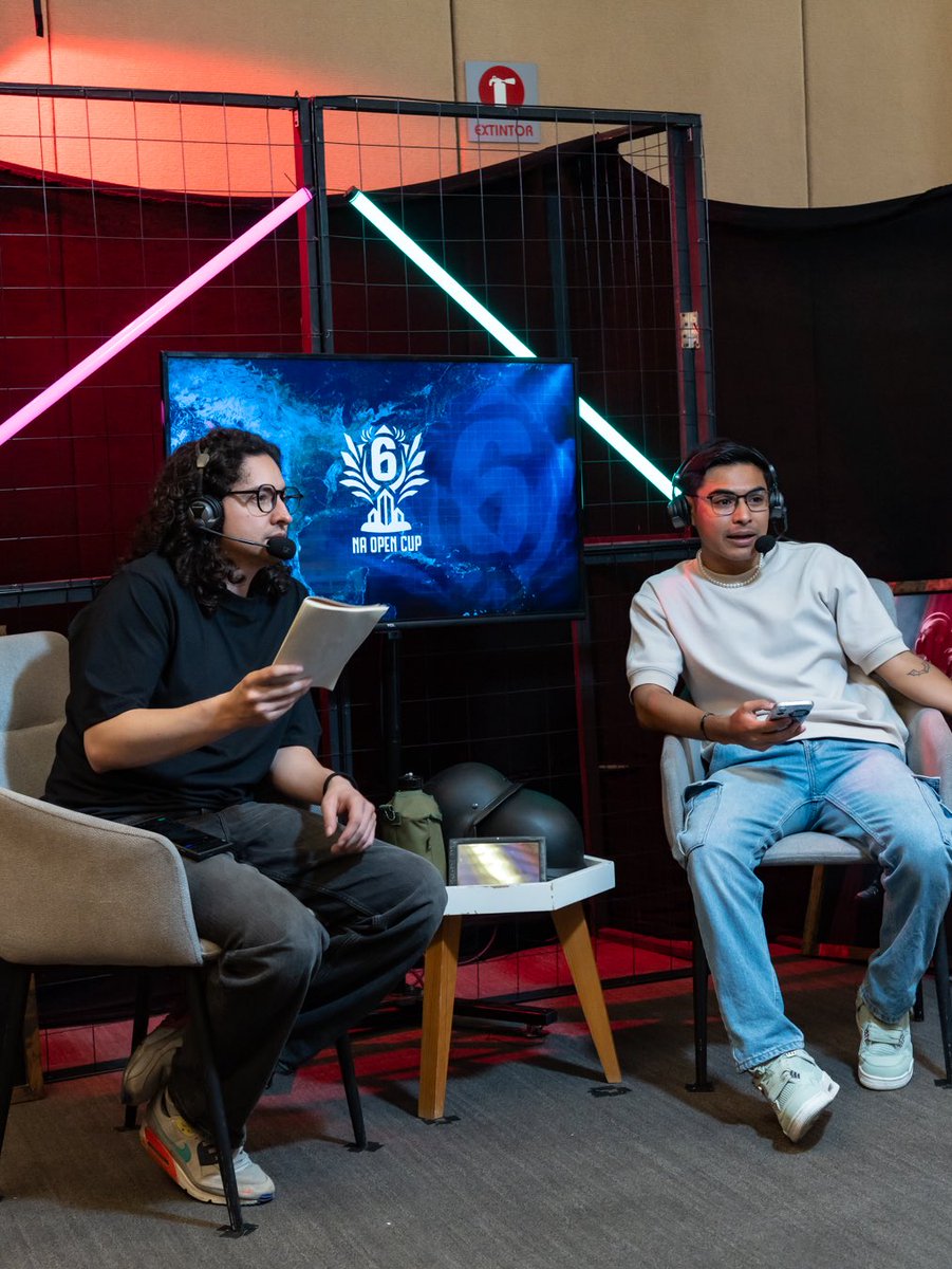 R6esportsES's tweet photo. Algunos momentos memorables de la #R6NAOPENCUP México 🇲🇽 

#R6enEspañol https://t.co/4q2ELqwiPW