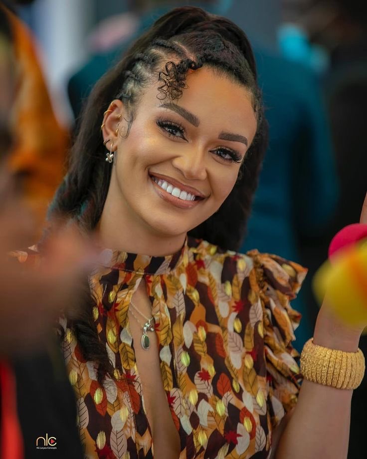 shiluvankuna's tweet photo. Pearl Thusi Her beauty has always been effortless ✨ https://t.co/aIrJUE2WDK