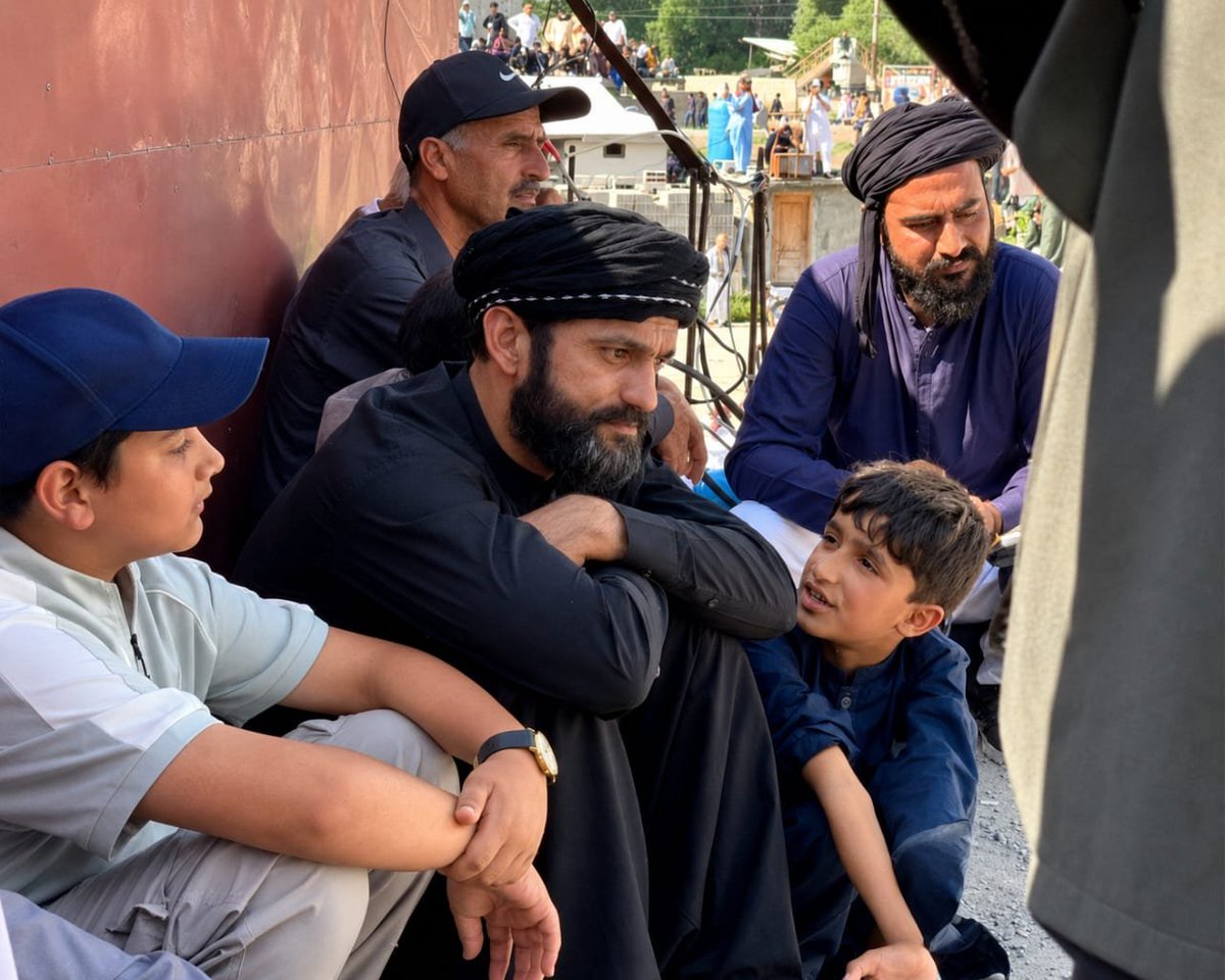 kashmirupdating's tweet photo. آج راولاکوٹ ڈی چوک کی سب سے خوبصورت تصویر🥰 https://t.co/DIXayuEOWL