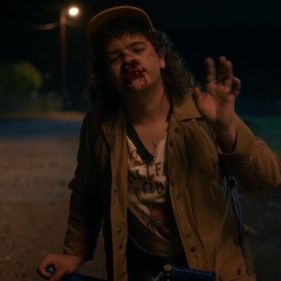 nsbelle05's tweet photo. i still think it’s crazy that when dustin showed up like THIS they pretty much just said he was asking for it https://t.co/k5zlu3mWF9