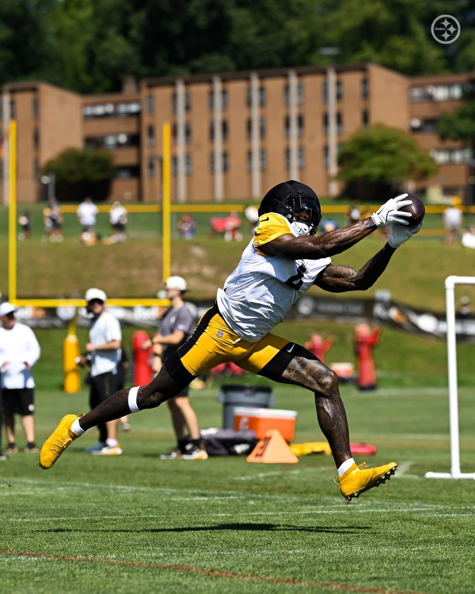 steelers's tweet photo. The extension 😤 @dkm14 https://t.co/IihtsCPoSX