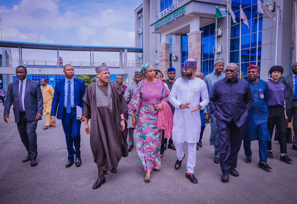 CRDCUPolicyFGN's tweet photo. The Special Adviser to the President on Policy and Coordination, @hadizabalausman, alongside the Hon. Minister of Information and National Orientation, @HMMohammedIdris joined the Presidential Communications Team on a working visit to the National Agency for Science and Engineering Infrastructure (NASENI), where the Executive Vice Chairman, Khalil Suleiman Halilu, led the delegation on a tour of the agency’s landmark achievements under President Bola Ahmed Tinubu’s Renewed Hope Agenda.

The delegation was taken through some of NASENI’s locally developed innovations, including made-in-Nigeria drones, electric vehicles, renewable energy solutions, agricultural equipment, digital technologies, and advanced manufacturing projects. The tour revealed the agency’s growing contribution to industrialisation, technology transfer, job creation, and Nigeria’s drive towards self-reliance through innovation.

The visit formed part of efforts to showcase the tangible outcomes of the Renewed Hope administration across key government institutions, while reinforcing strategic coordination and effective communication of programmes and projects that are delivering measurable impact for Nigerians.