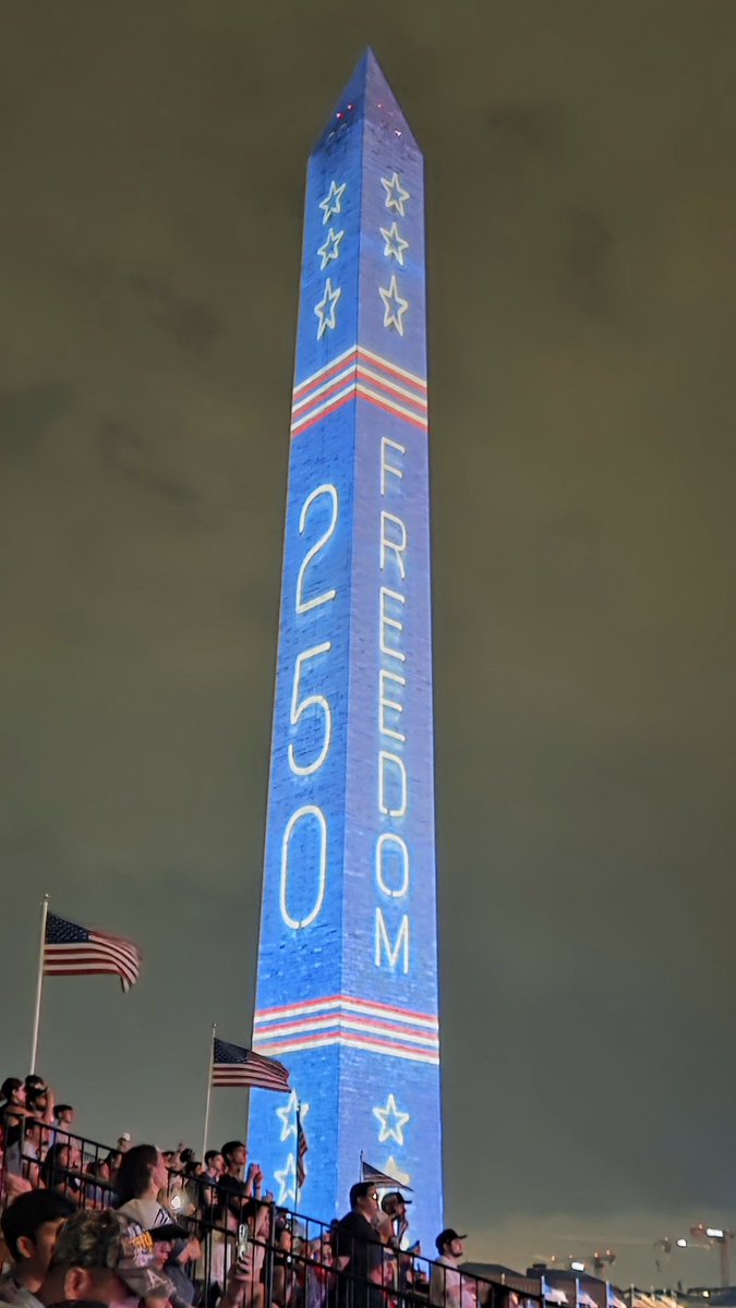 trumpforjoy's tweet photo. #WashingtonMonument
#250_America 🇺🇸
#4thofJuly https://t.co/0BxbgtzVro