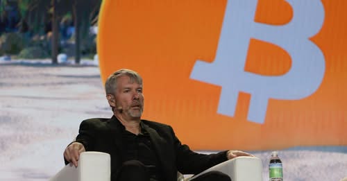 Harrington6M's tweet photo. Cryptocurrency billionaire Michael Saylor’s Strategy raised $104.7 million by selling 1,638 bitcoin last week, according to disclosures in a Securities and Exchange Commission filing on Monday, boosting the firm’s cash reserves as the price for its primary cryptocurrency asset https://t.co/wYIAdw6e8F