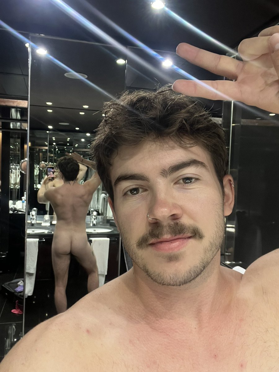 XGuyPussyX's tweet photo. Saludos desde Barcelona 🇪🇸 https://t.co/xTQN1EOiOb