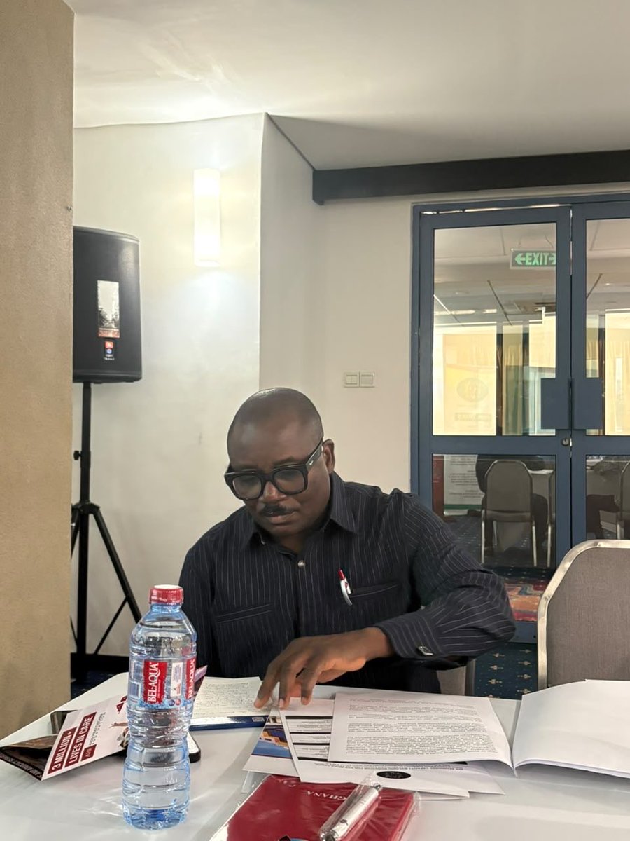ghanaids's tweet photo. Ghana AIDS Commission, with support from the AIDS Healthcare Foundation (AHF), hosted a capacity-building session for media practitioners to strengthen accurate, ethical, and impactful reporting on HIV and AIDS related issues.
#GhanaAIDSCommission #AHF #HIVAwareness https://t.co/dKBb6Hrclc
