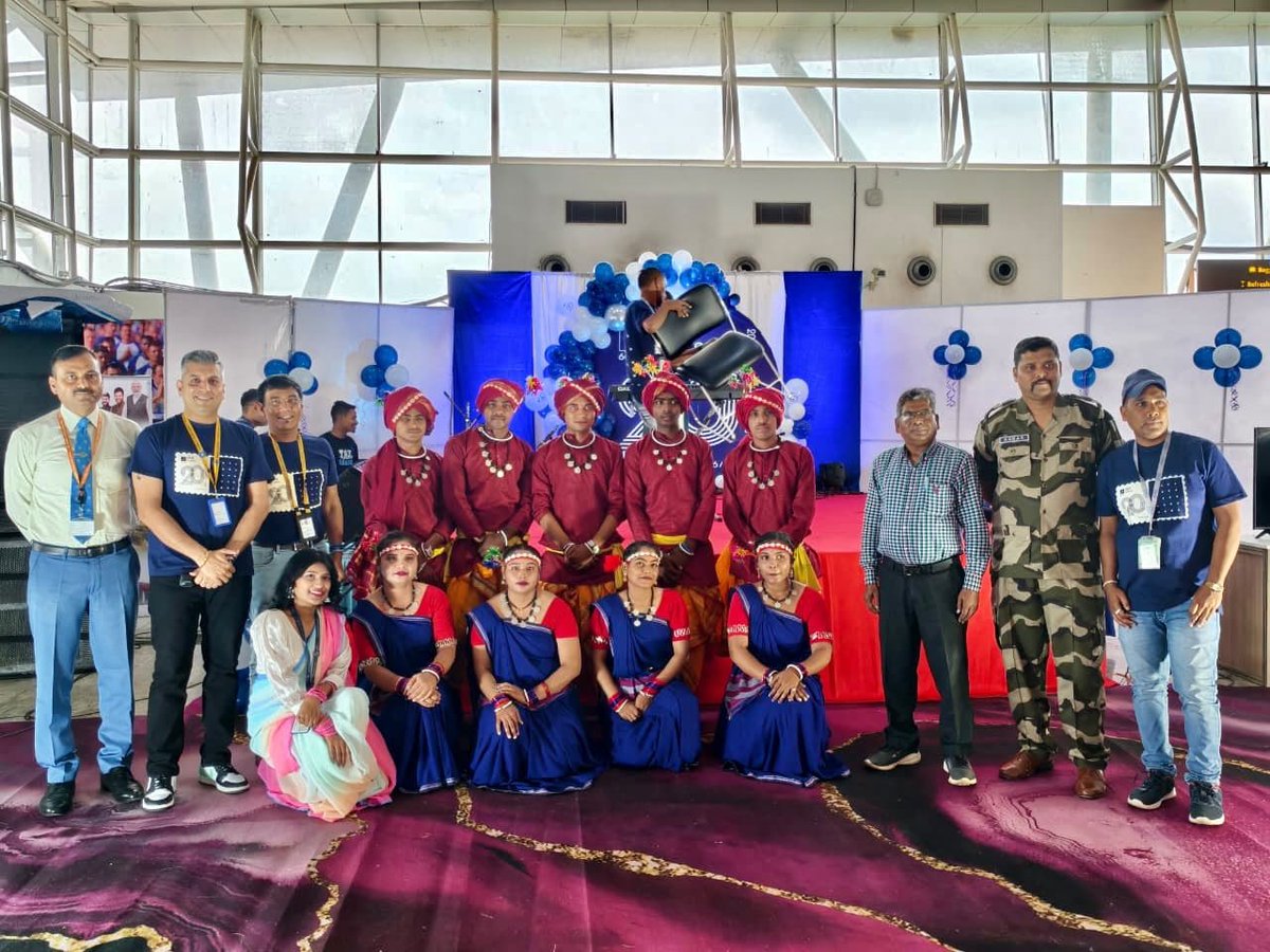 aairprairport's tweet photo. @IndiGo6E @AAI_Official @MoCA_GoI The celebrations brought together AAI, IndiGo, CISF, BCAS and other airport stakeholders while engaging passengers through special commemorative activities, reflecting our shared commitment to safe, seamless and passenger-centric air travel.
#IndiGo20 #RaipurAirport #AAI https://t.co/Ra05JaknJW