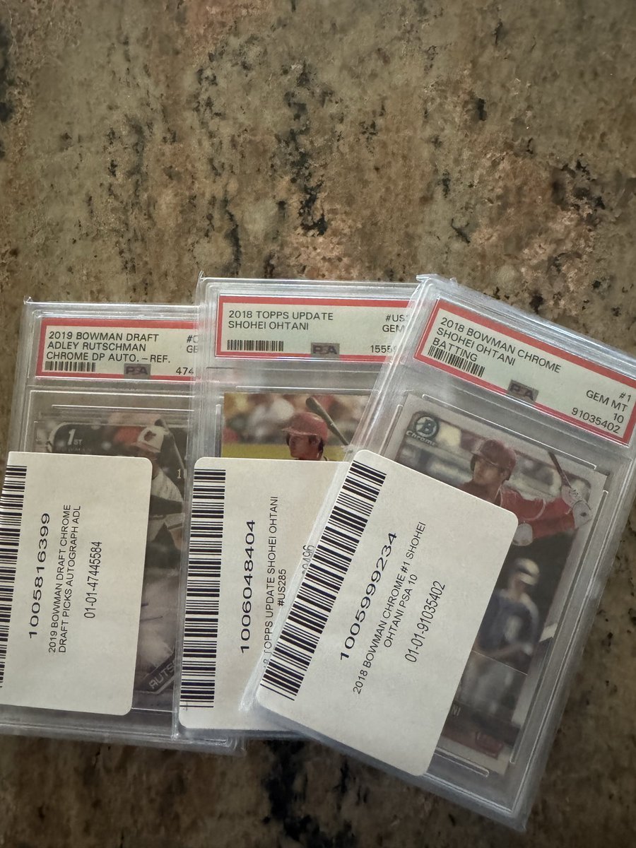 BTH_Cards's tweet photo. For anyone curious about current turnarounds for unvaulting from PSA, this was my quickest one ever:

Unvaulted 7/27, delivered 8/4.

About a full week quicker than normal. https://t.co/aYVn3Hi6YI