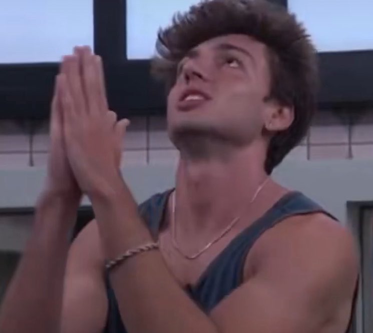 littlelotusbond's tweet photo. Please lord let Lyric continue to grow her target and please lord let Melody and Taylor continue to build a working relationship. Please lord let Haley not be able to control her jealousy and lead the charge on a Lyric landslide vote and please lord let the Toolshed heed the call #bb28