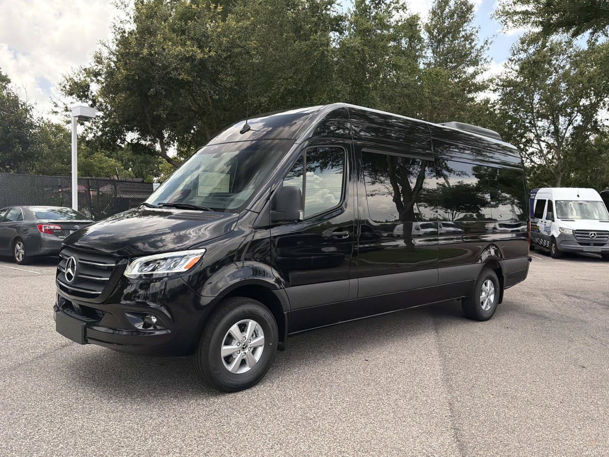 fieldsmotorcars's tweet photo. Move more people with unmistakable #Mercedes-Benz® confidence. The 2026 #Sprinter® 2500 High Roof Passenger Van seats 15 and pairs turbo-diesel power with a 9-speed automatic. Call 888-797-7681. Stock No. TT622845 | Learn more: https://t.co/SCy1loK7vi

#Lakeland #Florida https://t.co/7LC68WeiJY
