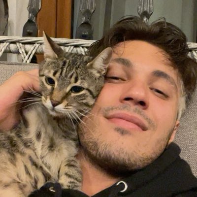 batununkedisii's tweet photo. #YeniProfilResmi selammm çok değerli küçüğümüze bir fan sayfası acma kararı aldım https://t.co/oPddsw5Cj6