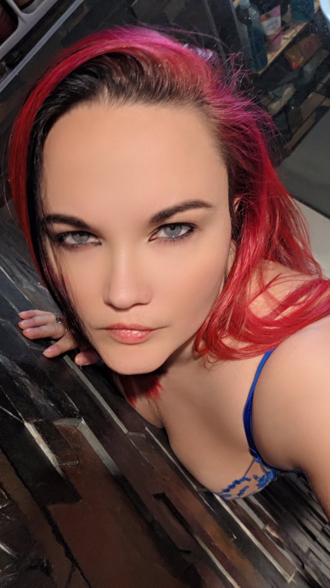 SinfulPrim15's tweet photo. Come chat 😈😈
https://t.co/UzJcmUDOQq
#nsfw #nsfwtwtًً  #tease #milf #onlyfans #model #creator #cum https://t.co/x6GLH8IzGo
