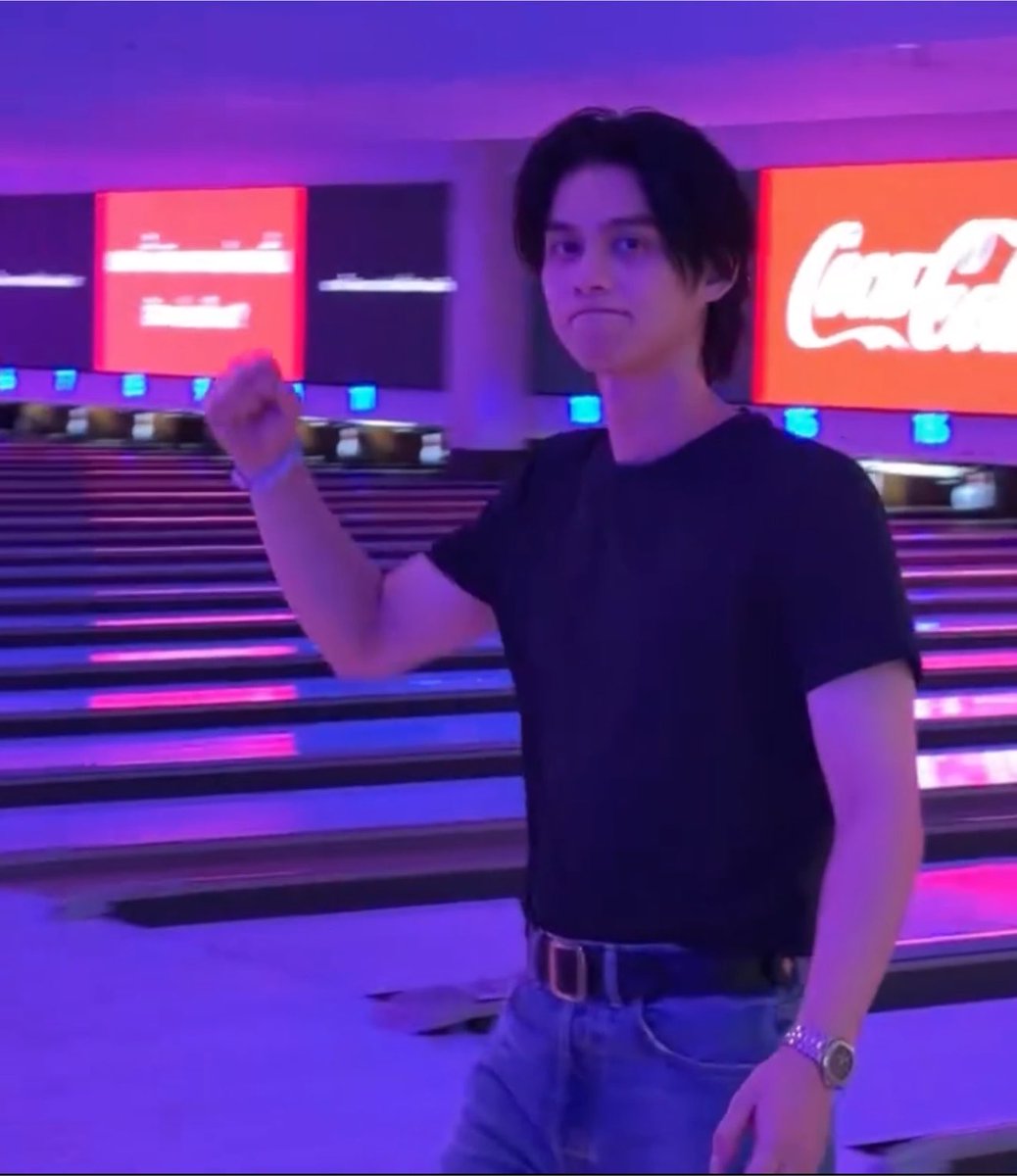 tamako_bbr's tweet photo. i miss strike boy🎳

#bbrightvc @bbrightvc https://t.co/sAkMUIIMeC