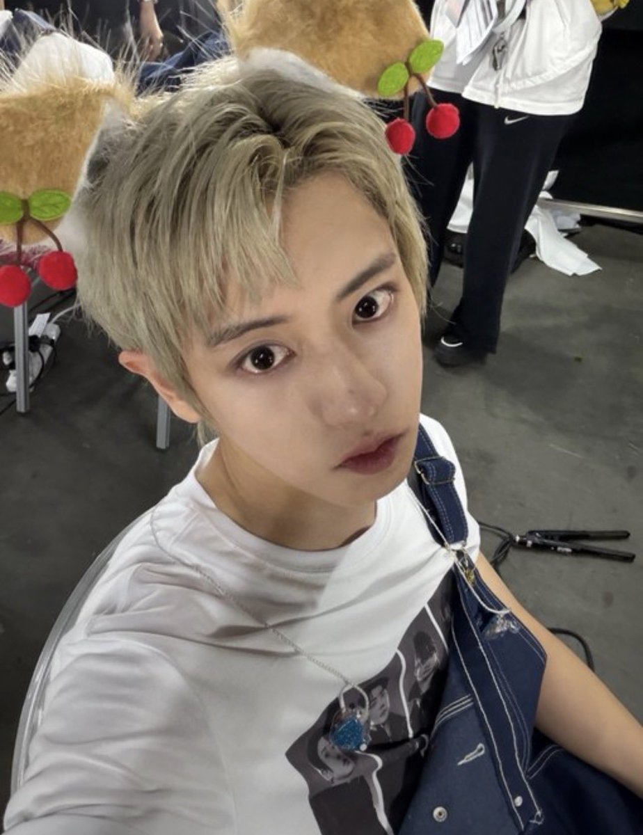 PCY_BASE's tweet photo. 260805| CHANYEOL Bubble💭🍒

“How about this as a birthday gift ?”

[Sent a photo]

“ㅋㅋㅋㅋㅋㅋㅋ”

[Sent a photo]

“One more smiling face~” 

“Let's get a good night's sleep~~~”

“Sleep well~~~”

 #찬열 #찬열버블 #CHANYEOL https://t.co/Nk9YgmIJgQ
