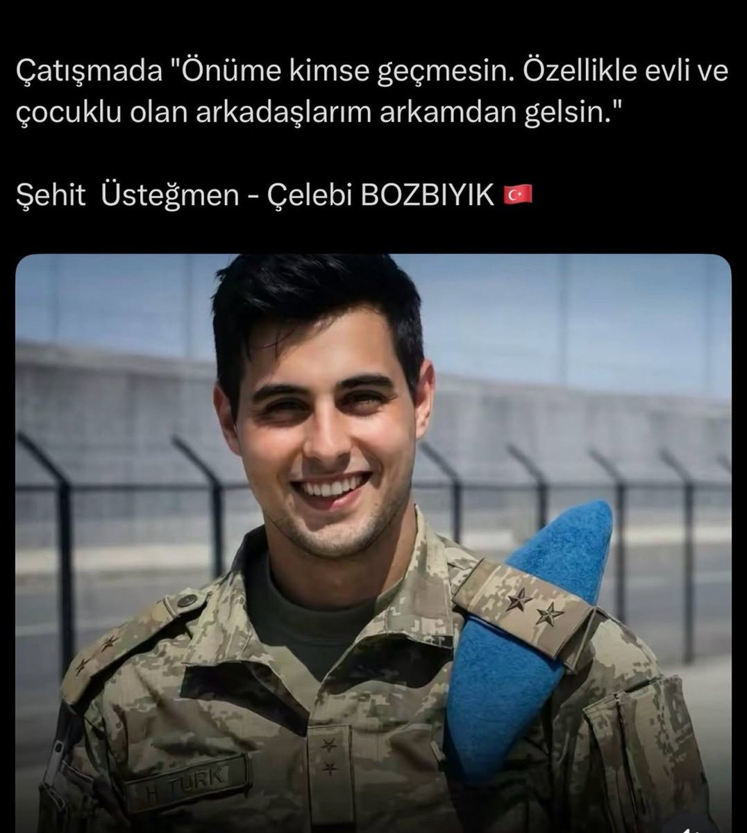 ruhizinde's tweet photo. Gülüşüyle güneş açtıran gencecik vatan evlatları... 
Ruhlarınız Şad olsun🇹🇷
Tesadüf karşıma çıktı paylaşmak istedim😞 https://t.co/eKtqjUQZNs